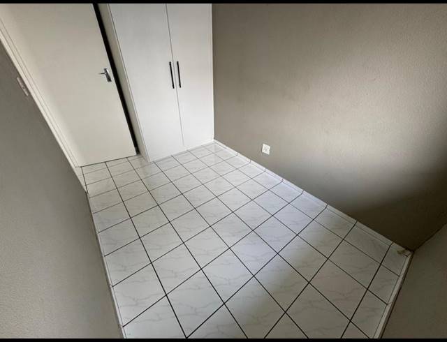 2 BEDROOM TOWNHOUSE FOR SALE IN GLEN MARAIS